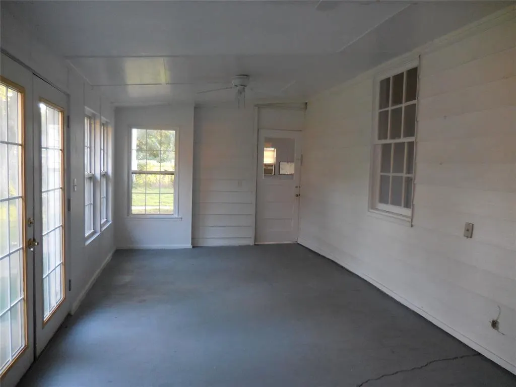 Photo 28 — 401 S 4th St Corner, Davis, OK 73030
