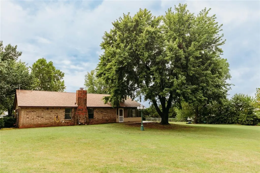 Photo 18 — 346090 E 903 Road, Chandler, OK 74834