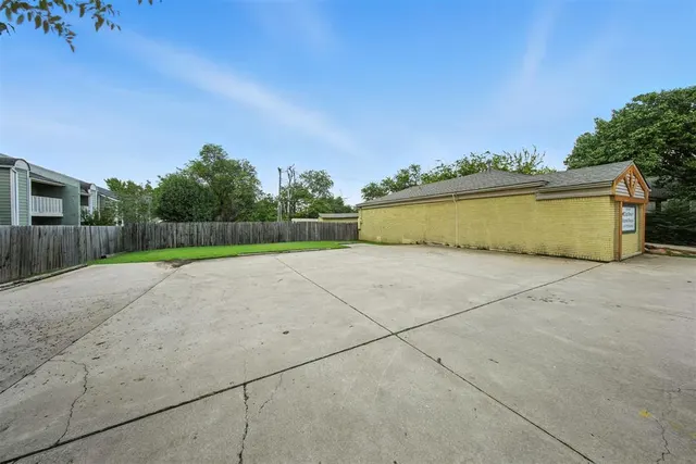 Photo 3 — 4015 NW 23rd Street, Oklahoma City, OK 73107