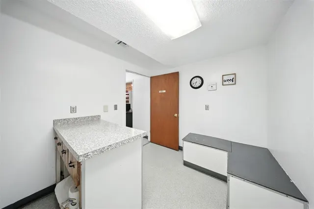 Photo 4 — 4015 NW 23rd Street, Oklahoma City, OK 73107