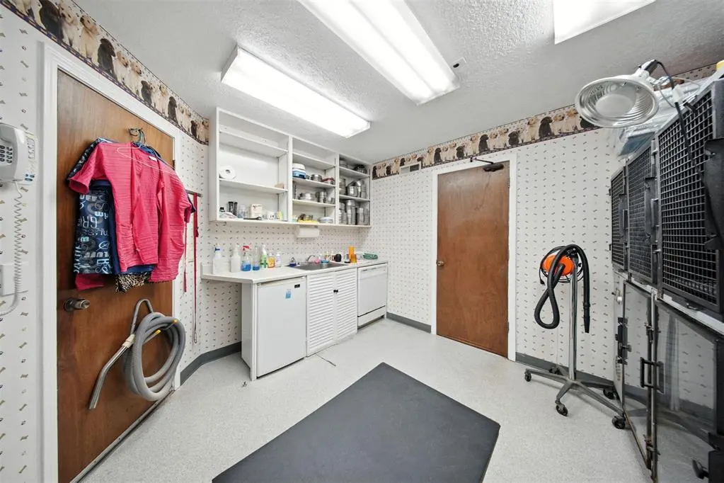 Photo 16 — 4015 NW 23rd Street, Oklahoma City, OK 73107