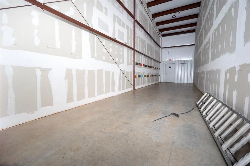 Photo 10 — 8101 Silver Crossing 210, Oklahoma City, OK 73132