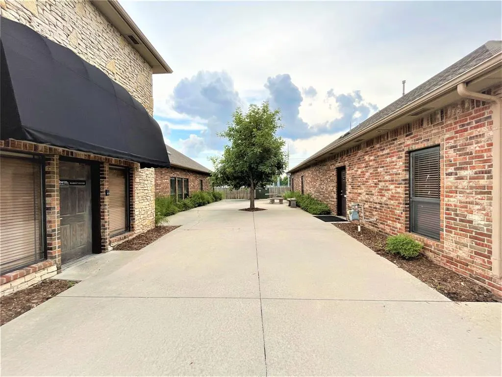 Photo 17 — 1624 SW 122nd Street, Oklahoma City, OK 73170