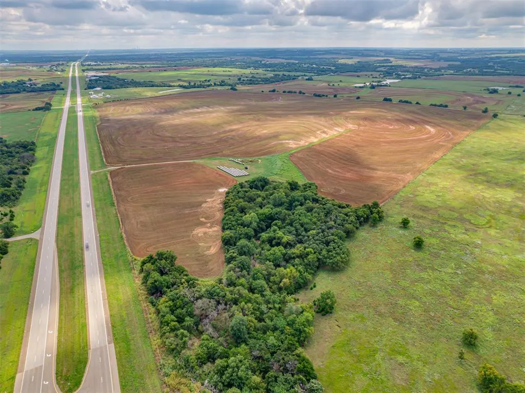 Photo 24 — 0000 NW Expressway, Piedmont, OK 73078