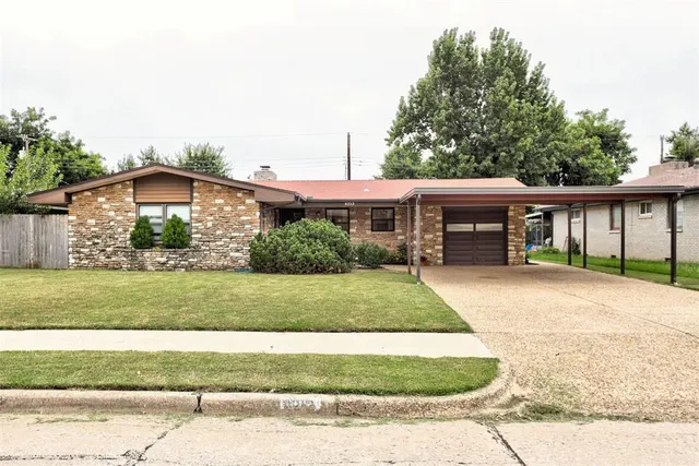 Front exterior — 4212 NW 45th Street, Oklahoma City, OK 73112
