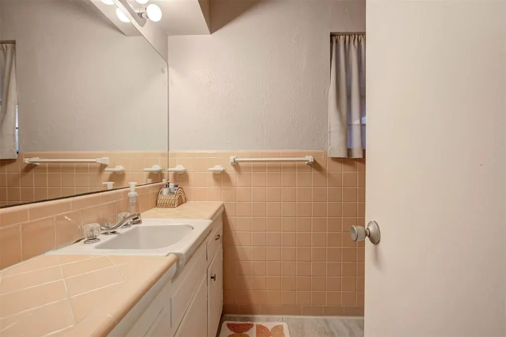 Photo 28 — 4212 NW 45th Street, Oklahoma City, OK 73112