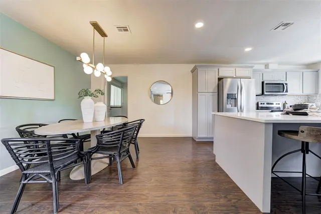 Photo 5 — 4600 N Mayfair Drive, Oklahoma City, OK 73112