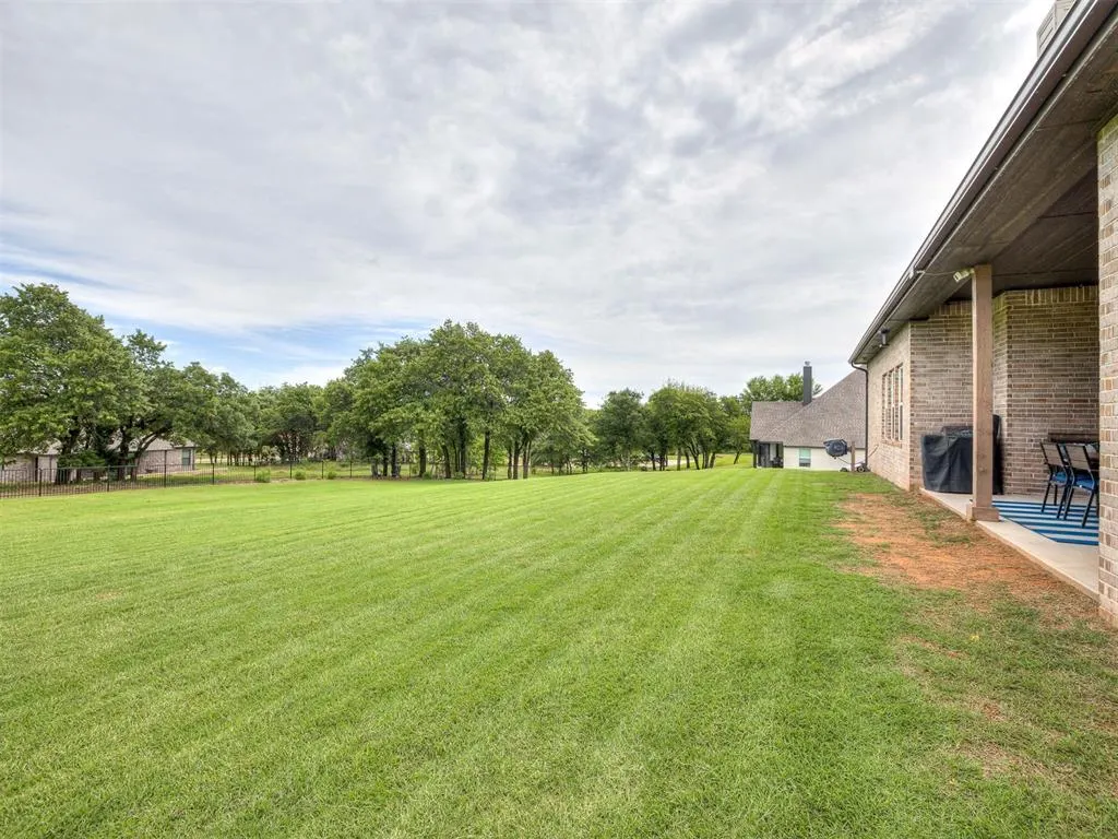 Photo 37 — 8901 Cherry Blossom Road, Arcadia, OK 73007