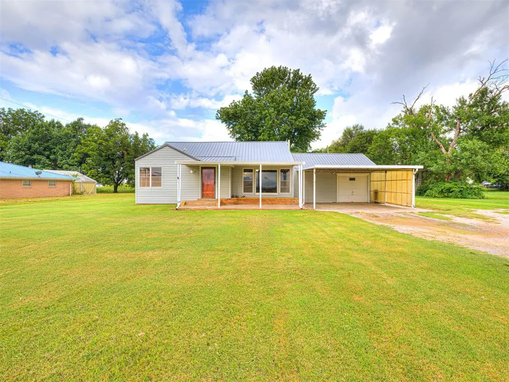 Front exterior — 785 NW 3rd Street, Minco, OK 73059