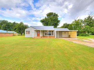 Sold home at 785 NW 3rd Street