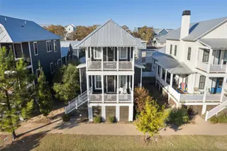 Sold home at 87 Lower Greenway