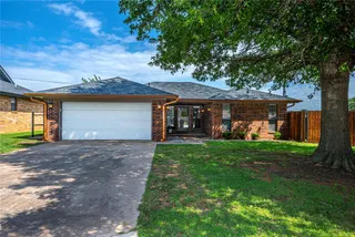 Sold home at 3208 California Avenue