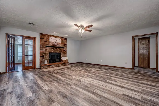 Photo 6 — 3208 California Avenue, Chickasha, OK 73018