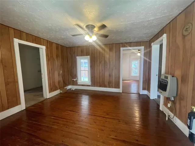 Photo 5 — 718 N G Street, Eufaula, OK 74432