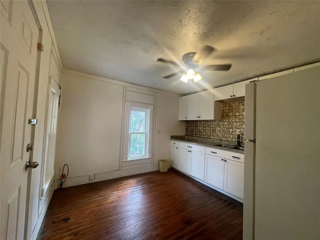 Photo 6 — 718 N G Street, Eufaula, OK 74432