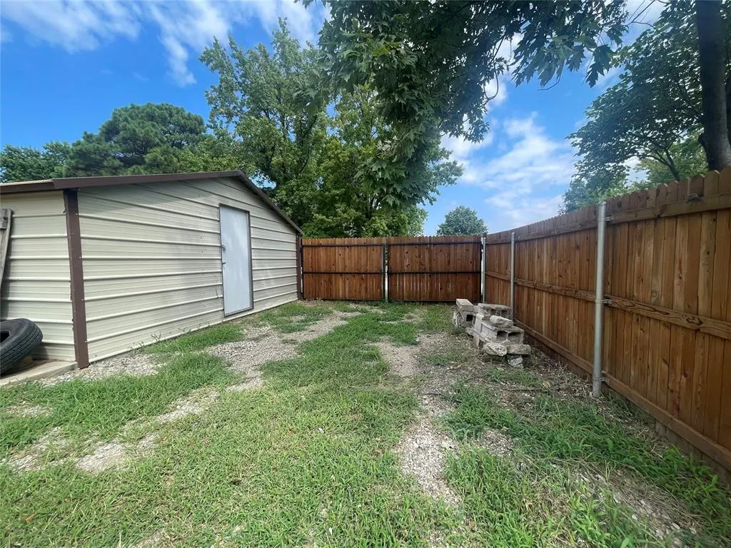 Photo 22 — 718 N G Street, Eufaula, OK 74432
