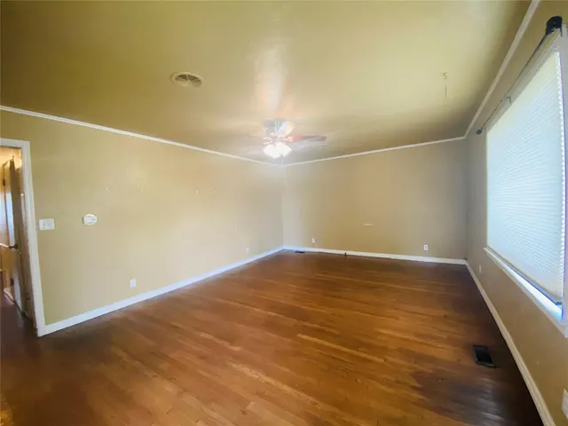 Photo 5 — 1204 W C Avenue, Elk City, OK 73644
