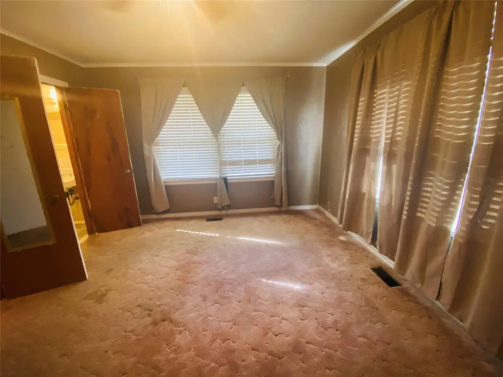 Photo 7 — 1204 W C Avenue, Elk City, OK 73644