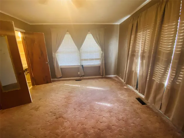 Photo 7 — 1204 W C Avenue, Elk City, OK 73644