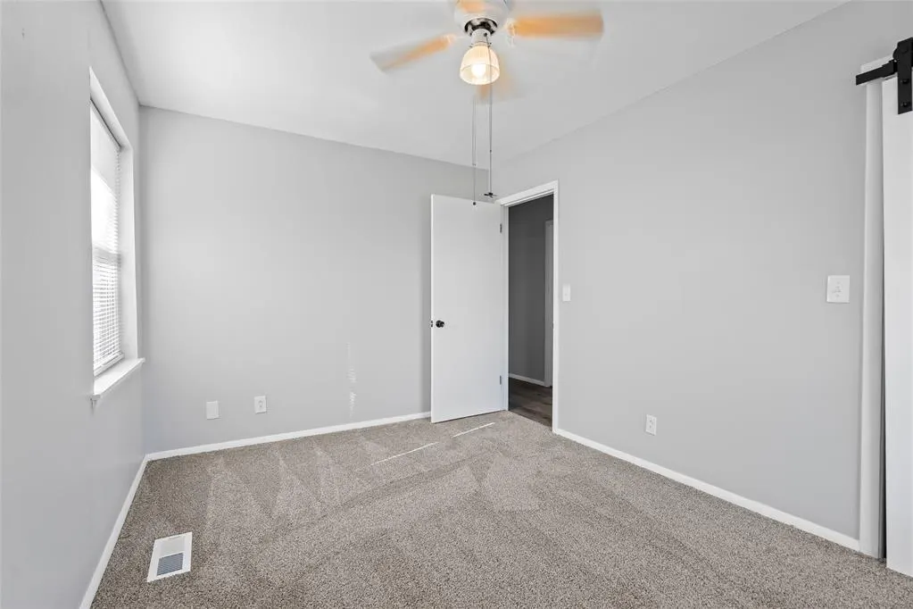 Photo 17 — 24964 N 100th Street, Maysville, OK 73057