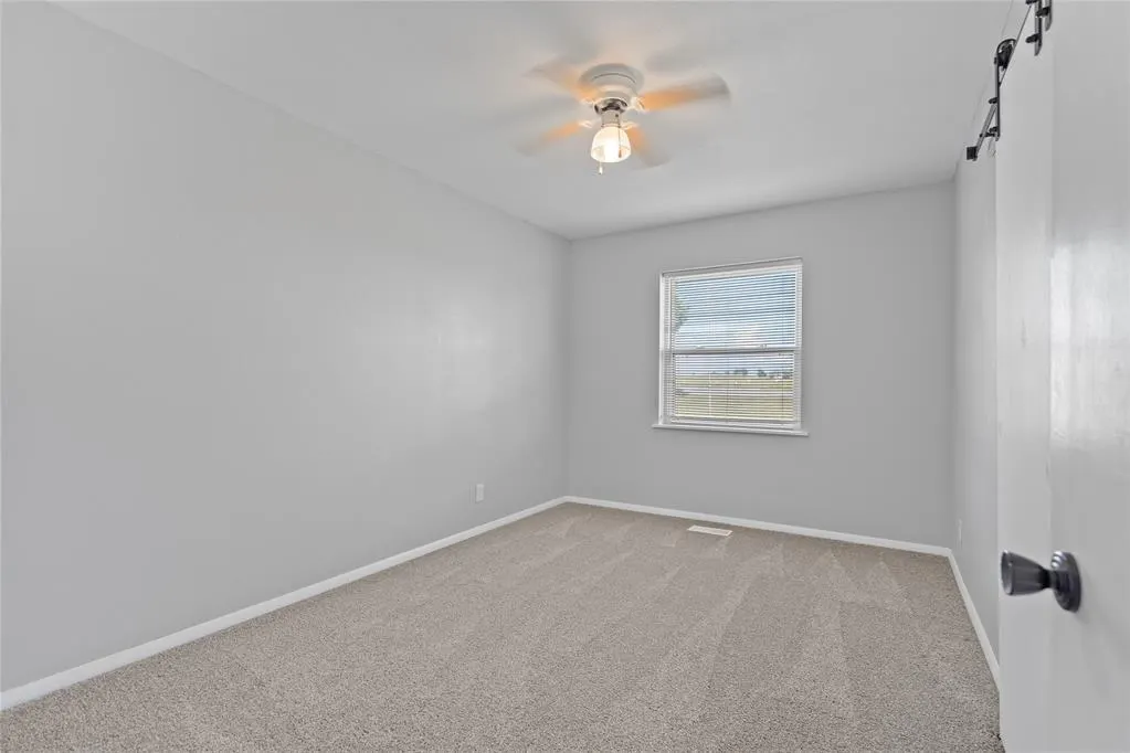 Photo 21 — 24964 N 100th Street, Maysville, OK 73057