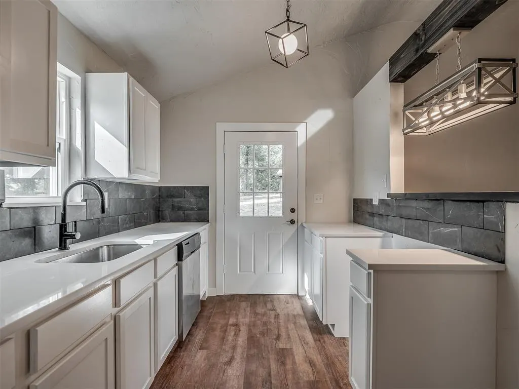Photo 4 — 516 Clear Creek Drive, Newalla, OK 74857