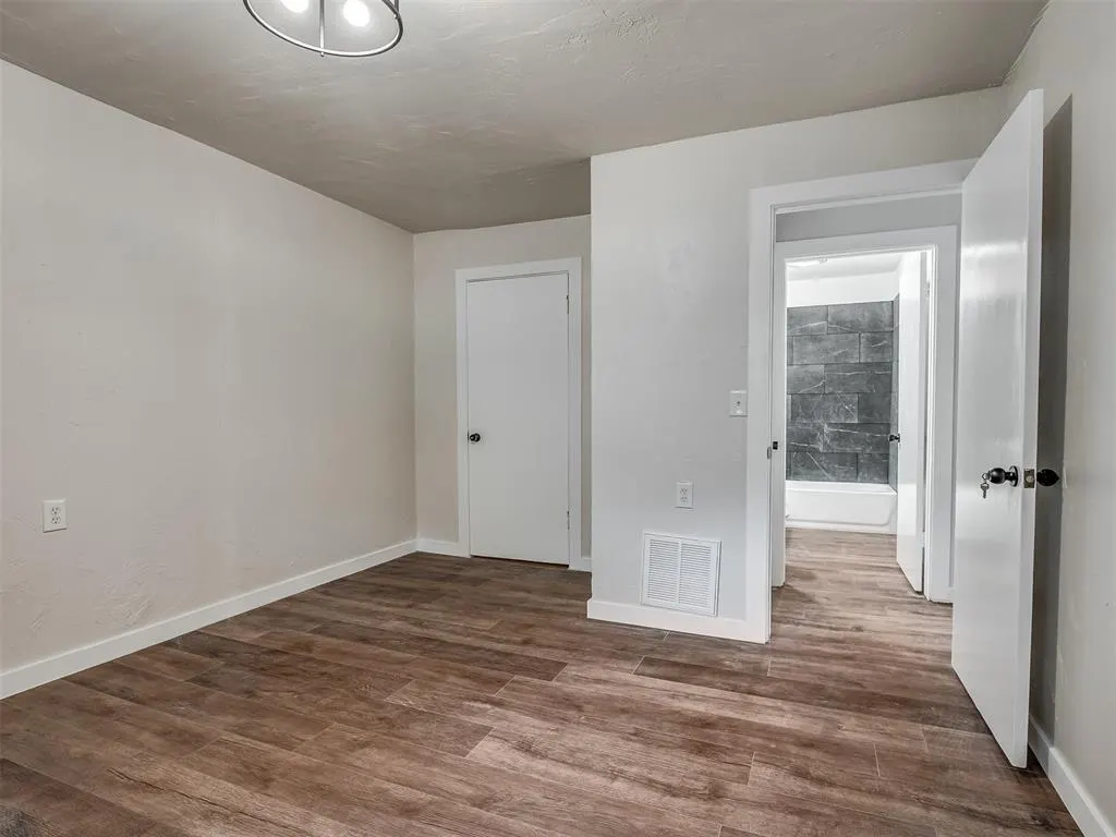 Photo 7 — 516 Clear Creek Drive, Newalla, OK 74857