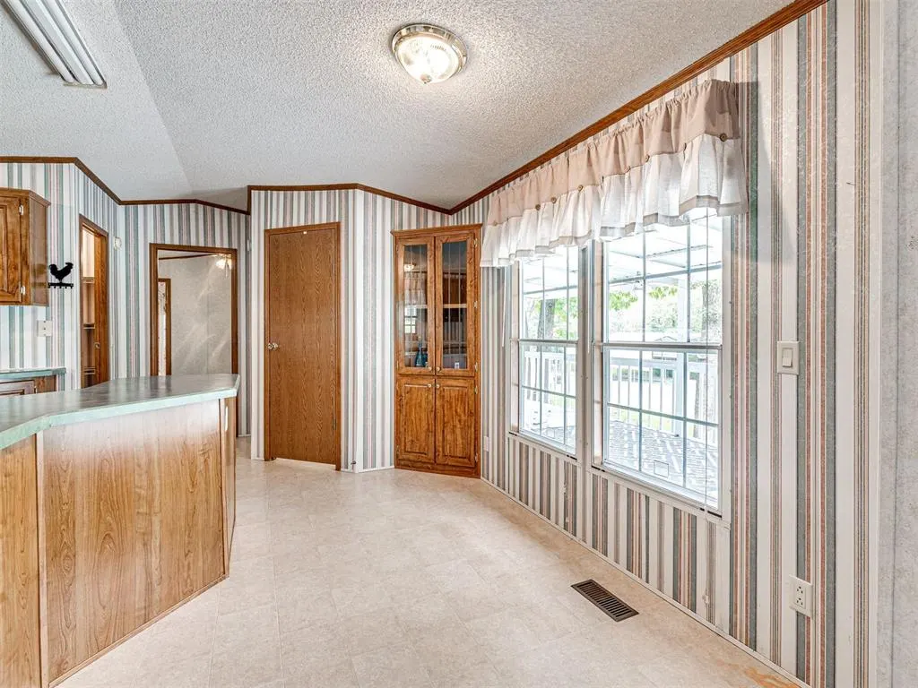 Photo 7 — 105 192nd se Avenue, Norman, OK 73026