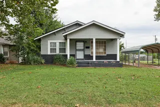 Sold home at 913 NE 28th Street