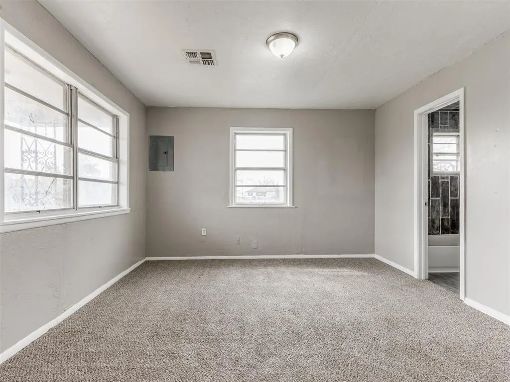 Photo 6 — 4218 SW 31st Street, Oklahoma City, OK 73119