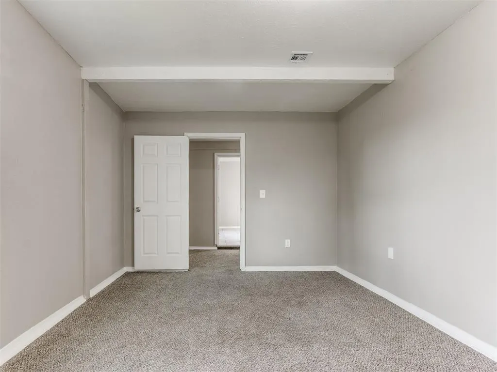Photo 21 — 4218 SW 31st Street, Oklahoma City, OK 73119