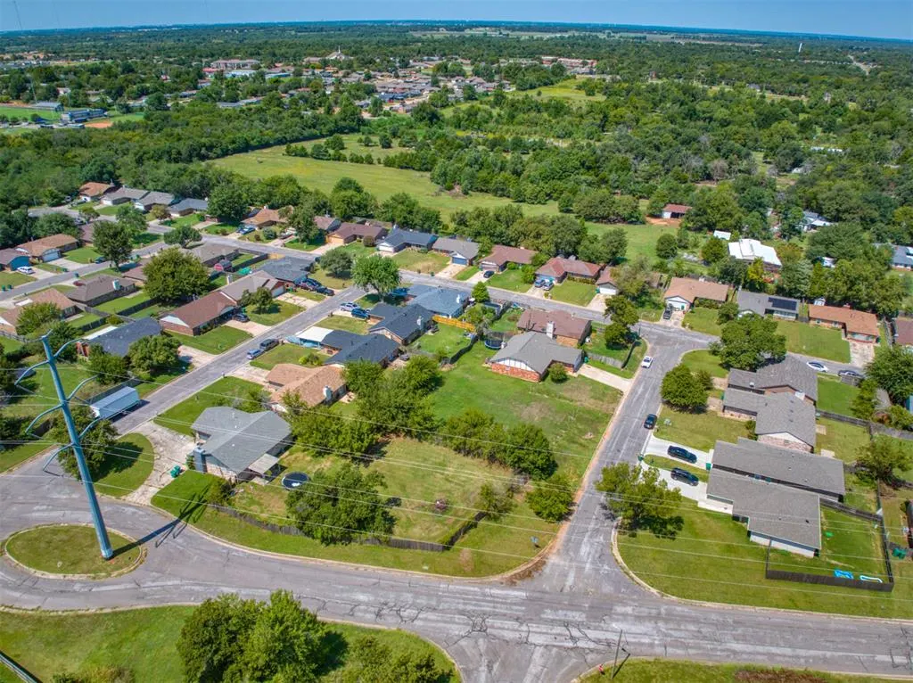Photo 18 — 2905 Amy Way, Spencer, OK 73084