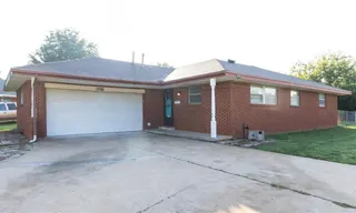 Sold home at 516 N Lotus Avenue