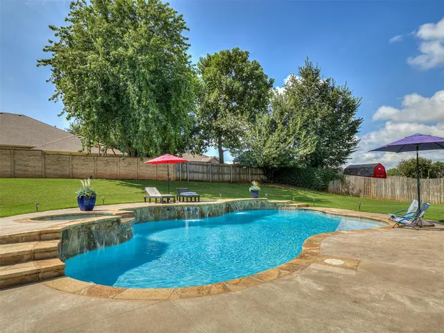 Photo 2 — 9200 SW 21st Street, Oklahoma City, OK 73128