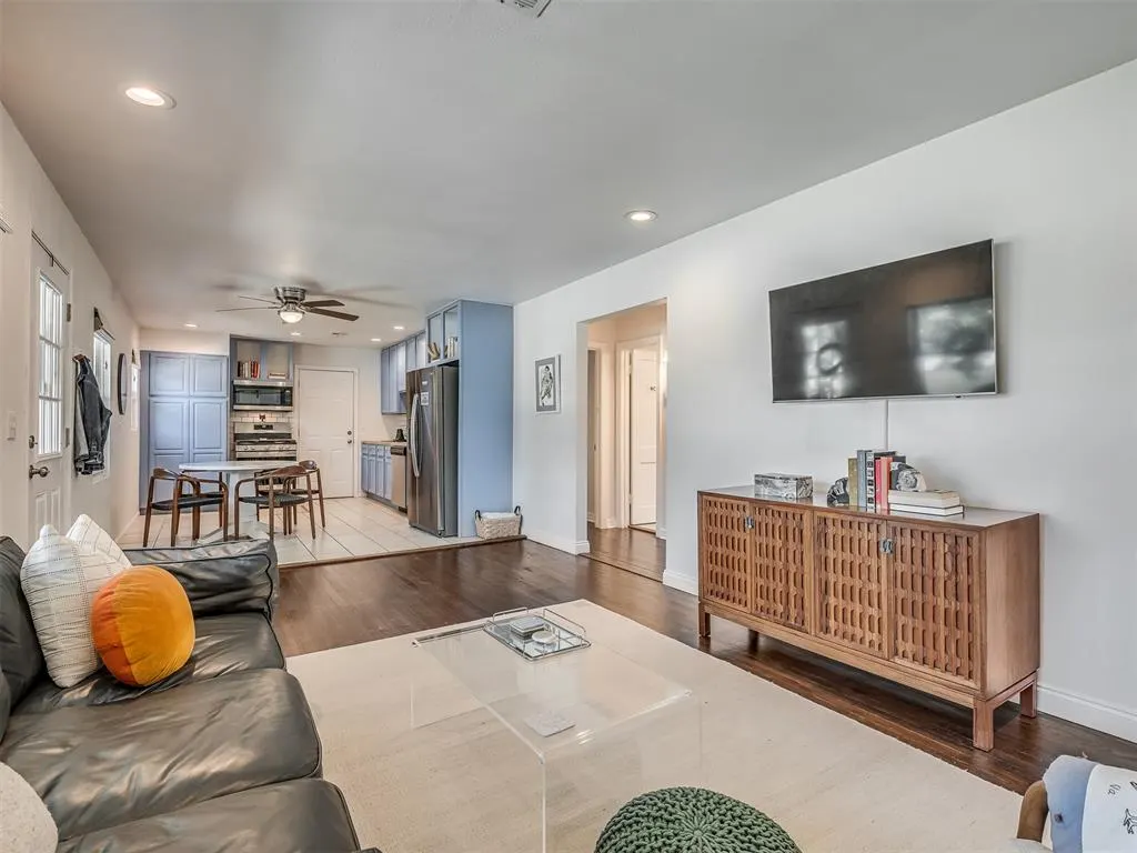 Photo 8 — 3032 Somerset Place, Oklahoma City, OK 73116
