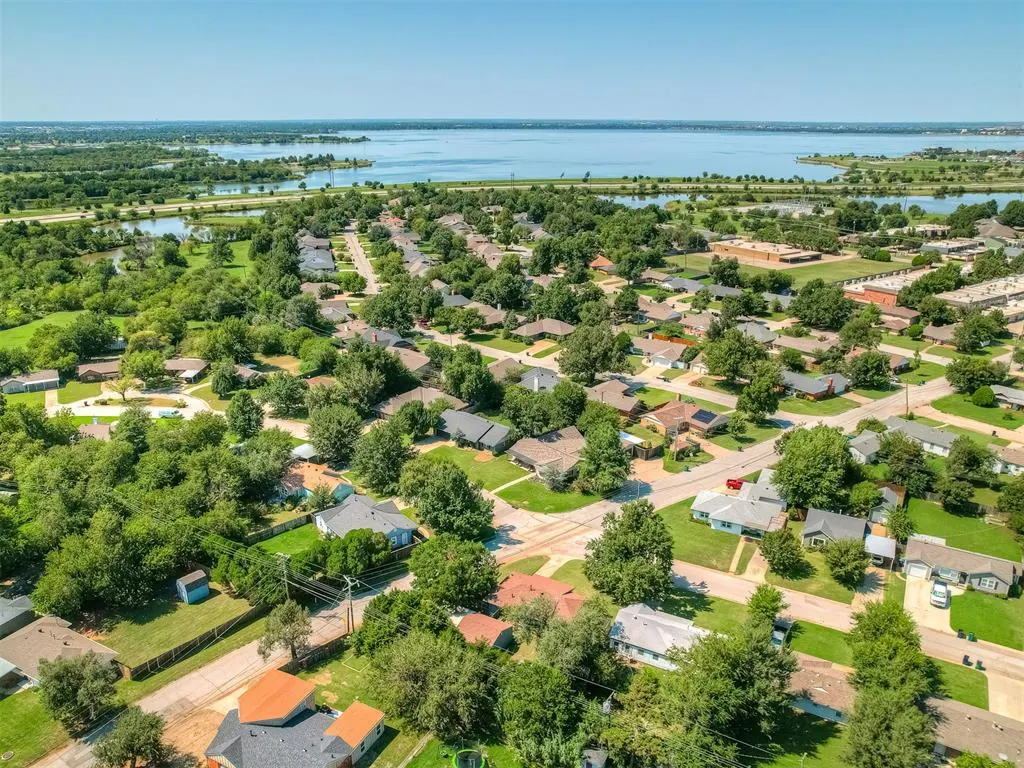 Photo 47 — 3032 Somerset Place, Oklahoma City, OK 73116