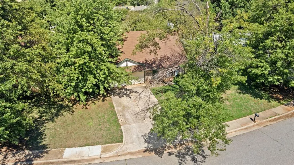 Photo 39 — 745 Red Oak Terrace, Edmond, OK 73003
