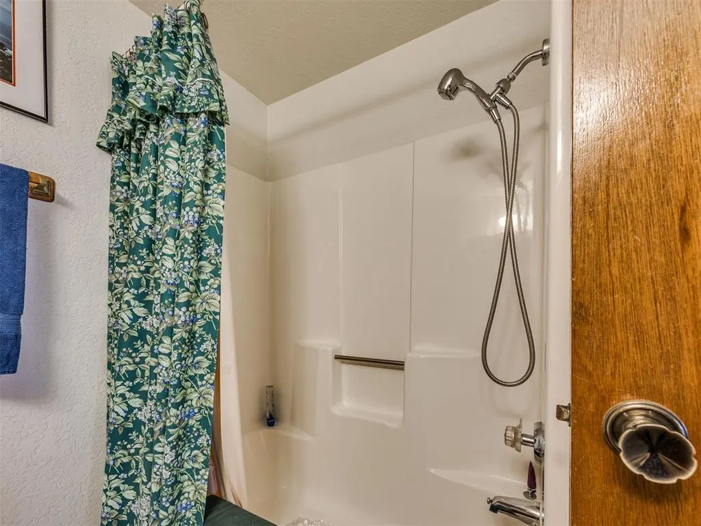 Photo 32 — 3133 SW 93rd Street, Oklahoma City, OK 73159