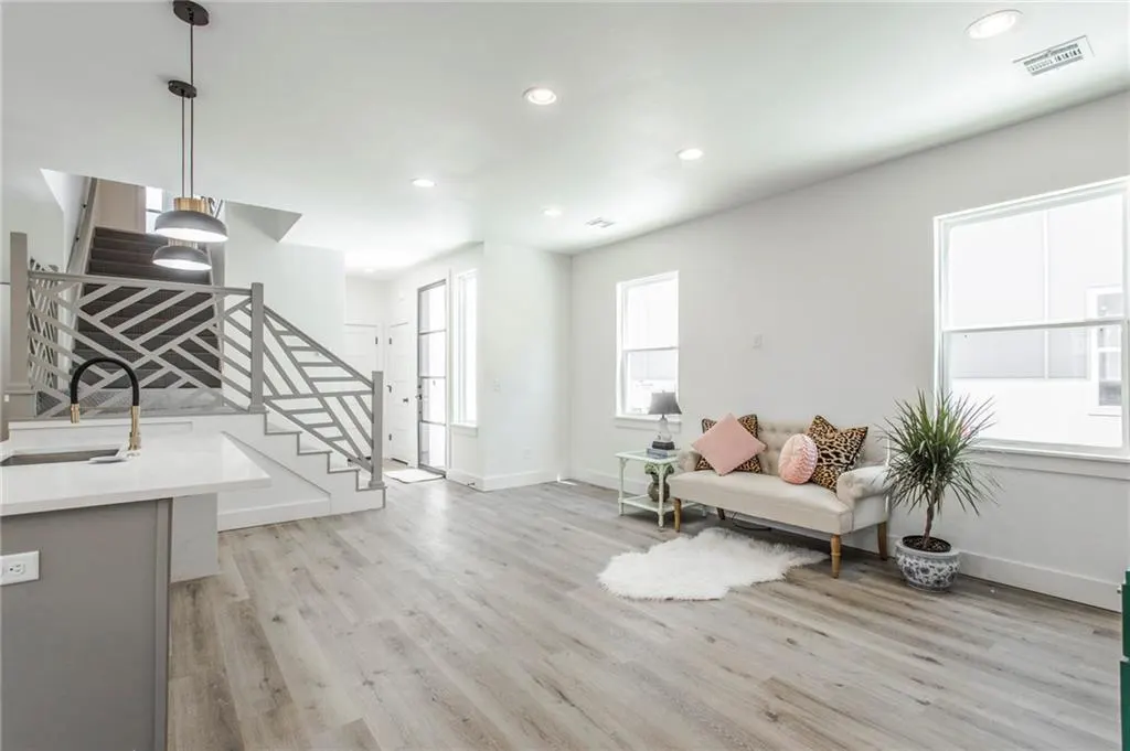 Photo 5 — 1106 NW 79 Street, Oklahoma City, OK 73114