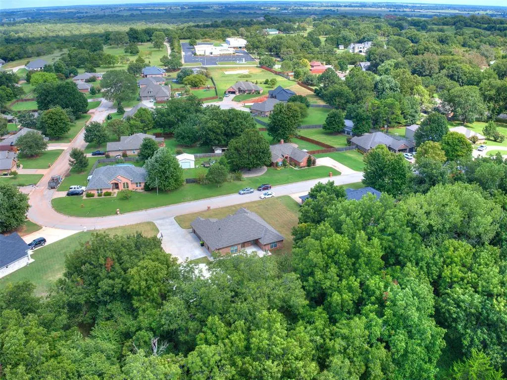 Photo 6 — 1126 Woodbrook Drive, Purcell, OK 73080