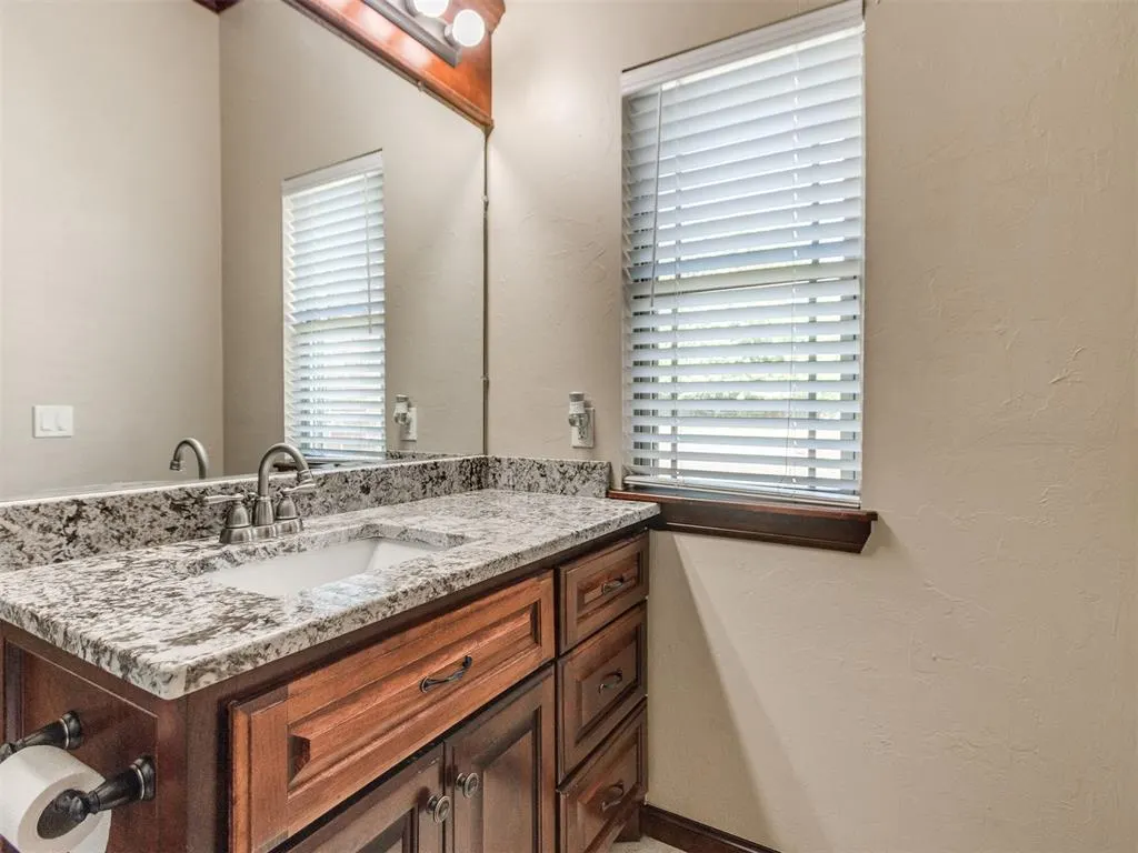 Photo 9 — 1126 Woodbrook Drive, Purcell, OK 73080