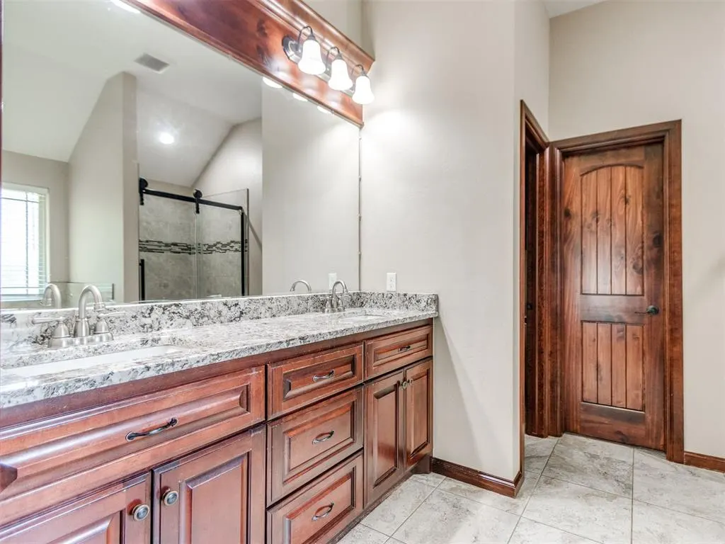 Photo 16 — 1126 Woodbrook Drive, Purcell, OK 73080