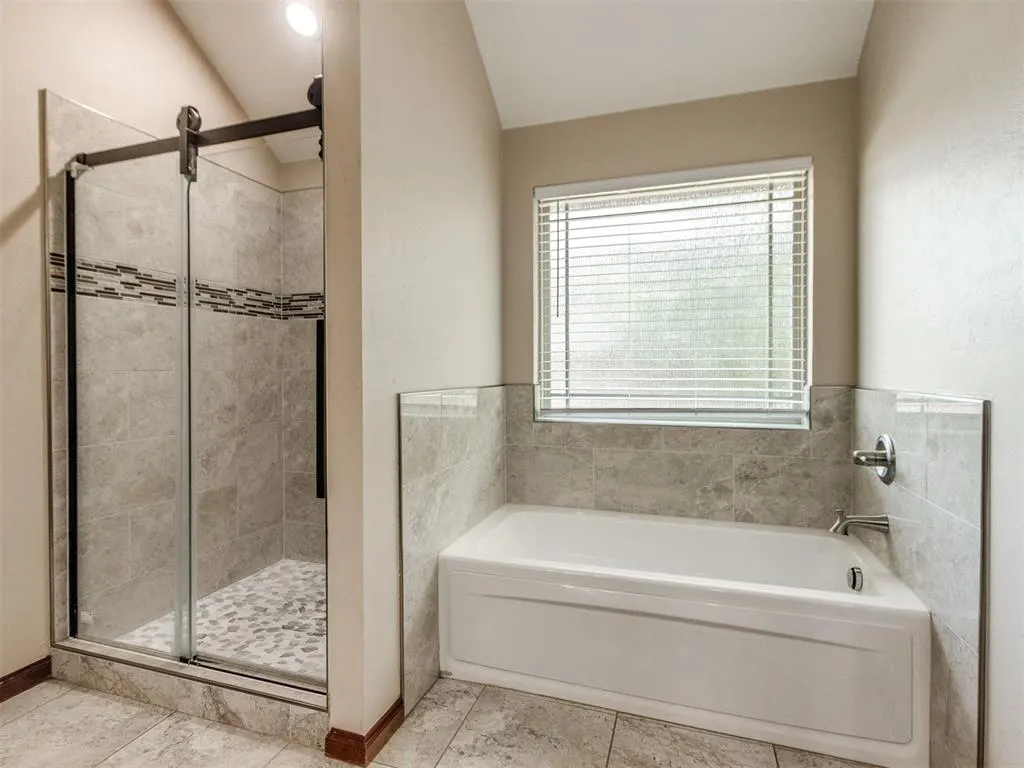 Photo 17 — 1126 Woodbrook Drive, Purcell, OK 73080