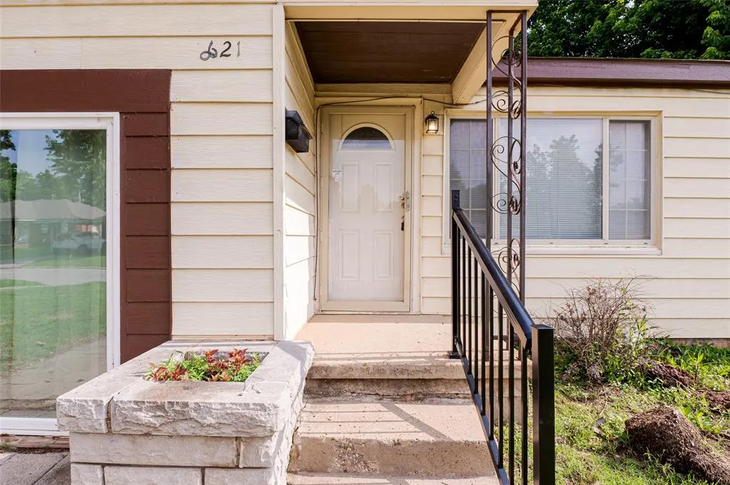 Photo 4 — 6621 NW 25 Street, Bethany, OK 73008
