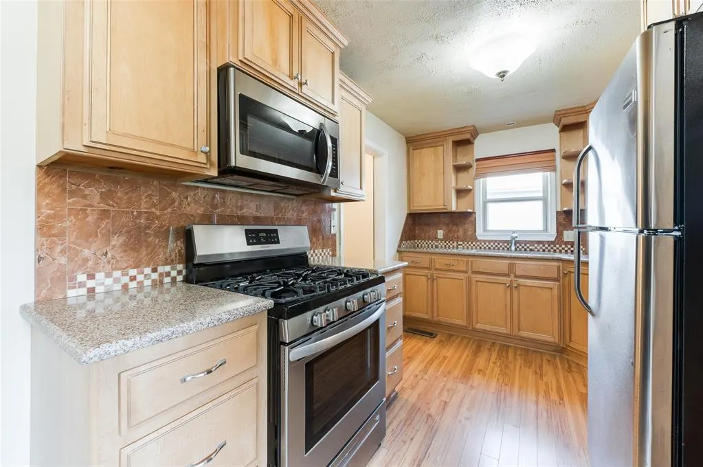 Photo 12 — 6621 NW 25 Street, Bethany, OK 73008
