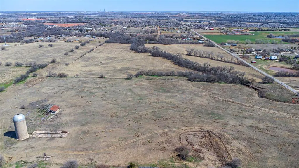 Front exterior — 12915 SW 44th Street, Mustang, OK 73064