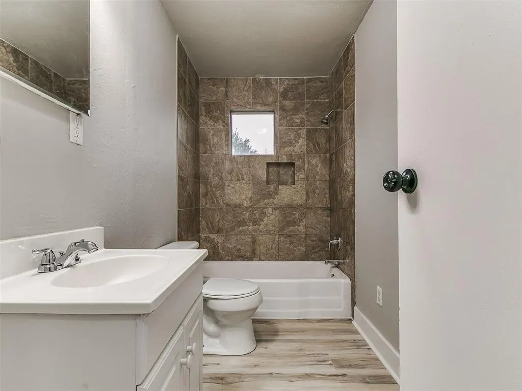 Photo 14 — 7313 Sears Terrace, Oklahoma City, OK 73149