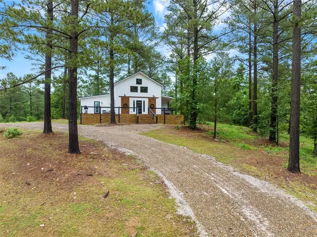 Photo 6 — 1010 W Eagle Mountain Trail, Broken Bow, OK 74728