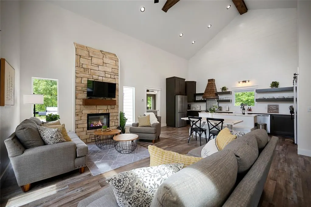 Photo 10 — 1010 W Eagle Mountain Trail, Broken Bow, OK 74728