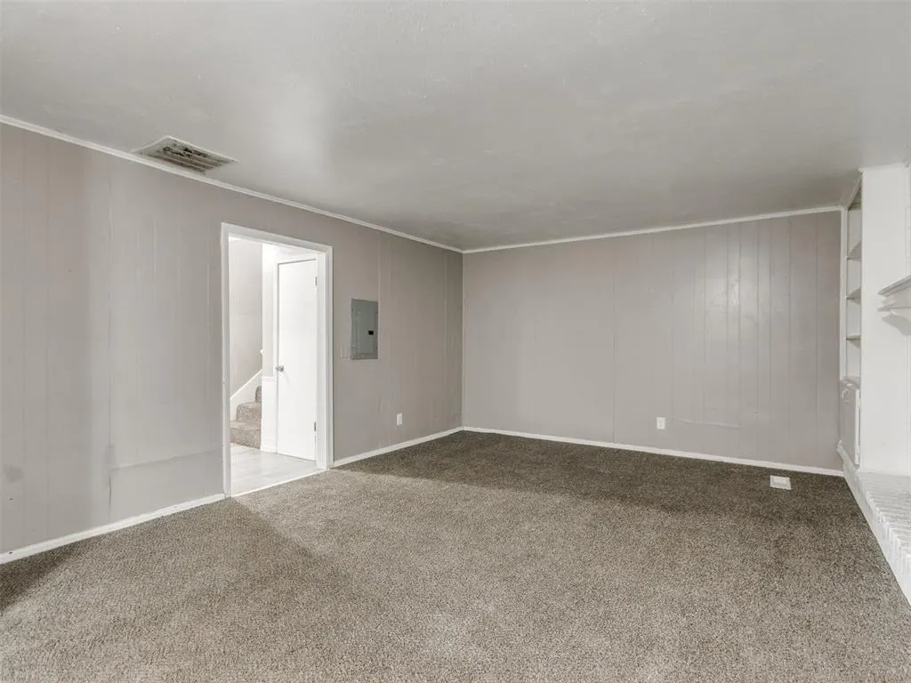 Photo 4 — 6814 Lancer Lane, Oklahoma City, OK 73132